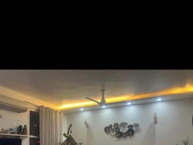 Resale | 3.5 BHK + 1395 Sq.Ft. Apartment in Emaar Emerald Estate
