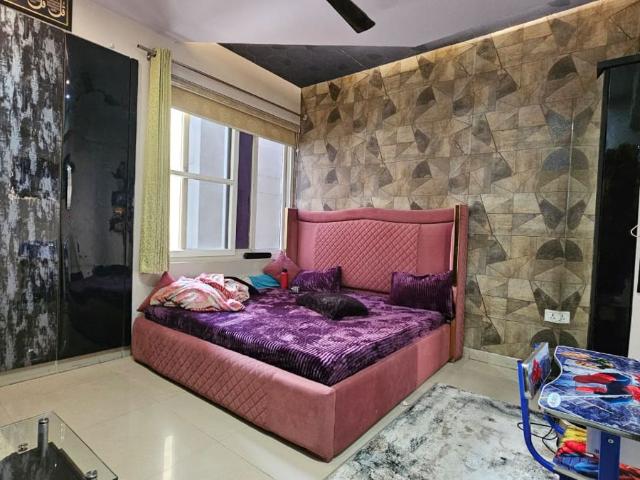 Resale | 3.5 BHK 1400 Sq.Ft. Apartment in Urbtech Xaviers