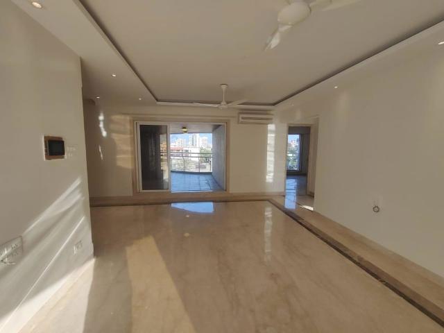 Resale | 3.5 BHK 1430 Sq.Ft. Apartment in Evershine CHS
