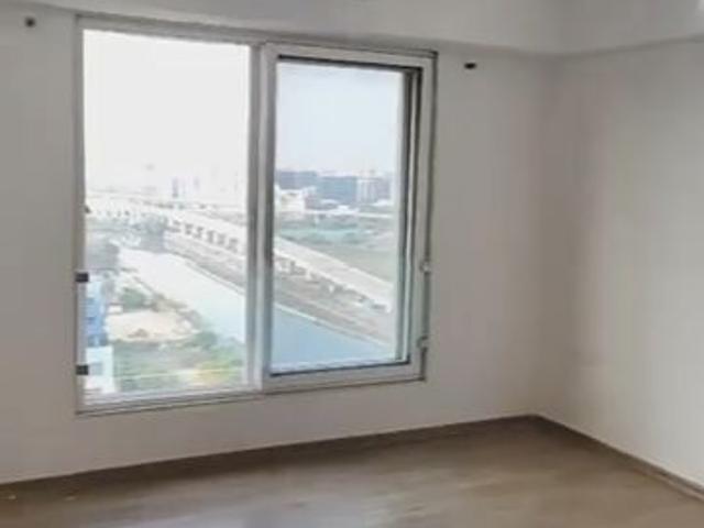Resale | 3.5 BHK + 1475 Sq.Ft. Apartment in Kanakia Paris