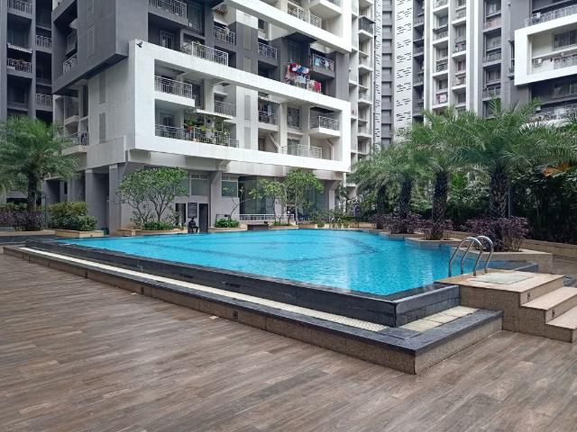 Resale | 3.5 BHK + 1520 Sq.Ft. Apartment in Brahma F Residences