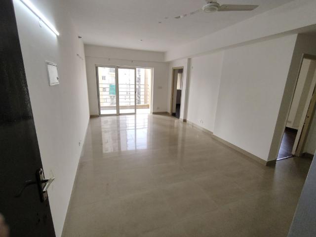 Resale | 3.5 BHK + 1565 Sq.Ft. Apartment in Paras Tierea