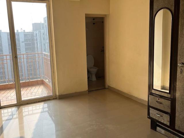 Resale | 3.5 BHK 1578 Sq.Ft. Apartment in Satguru Apartments Faridabad