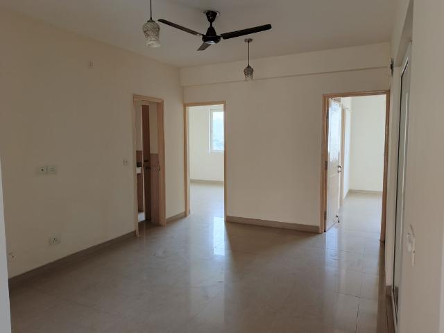 Resale | 3.5 BHK + 1600 Sq.Ft. Apartment in Emaar Emerald Floors Premier