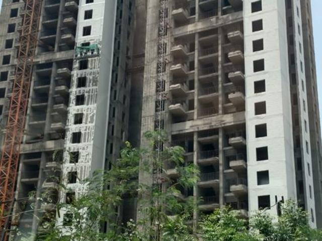Resale | 3.5 BHK 1680 Sq.Ft. Apartment in Jaypee Krescent Homes Phase II