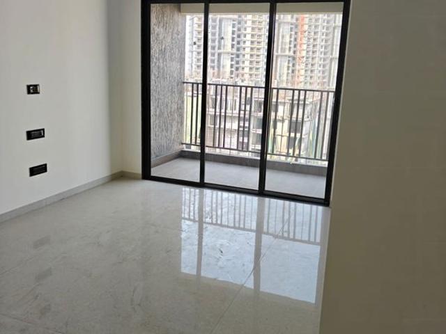 Resale | 3.5 BHK 1900 Sq.Ft. Apartment in Kalpataru Jade Residences