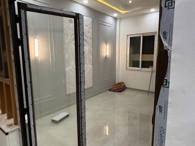 Resale | 3.5 BHK + 1900 Sq.Ft. Villa in Arsha Madhav Greens