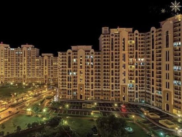 Resale | 3.5 BHK + 1930 Sq.Ft. Apartment in DLF New Town Heights I