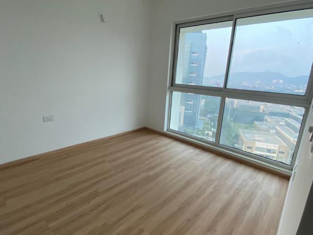 Resale | 3.5 BHK 1950 Sq.Ft. Apartment in Aurum Q Islands
