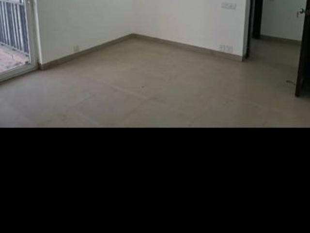 Resale | 3.5 BHK + 1950 Sq.Ft. Apartment in Shree Vardhman Victoria