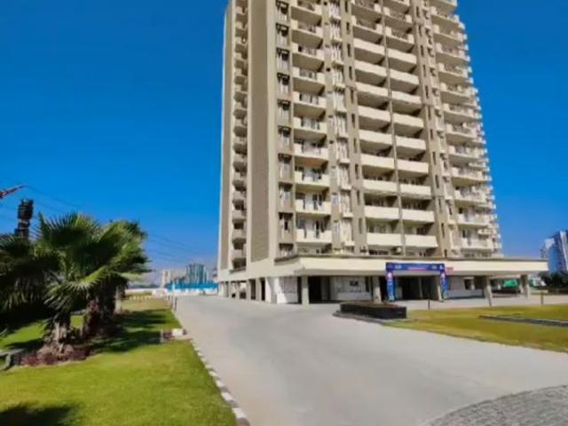 Resale | 3.5 BHK 1997 Sq.Ft. Apartment in Pareena Coban Residences