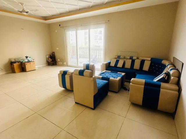 Resale | 3.5 BHK + 2005 Sq.Ft. Apartment in Ace Golfshire