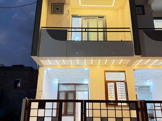 Resale | 3.5 BHK + 2000 Sq.Ft. Villa in Vaishali Nagar