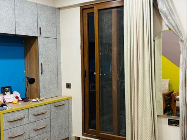 Resale | 3.5 BHK + 2184 Sq.Ft. Apartment in RPS Savana