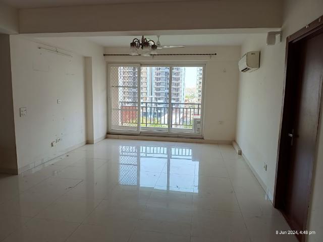 Resale | 3.5 BHK + 2190 Sq.Ft. Apartment in Landmark Imperial Heights
