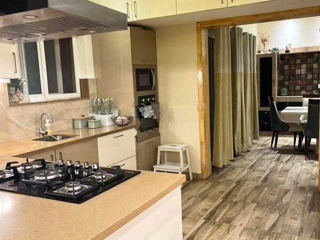 Resale | 3.5 BHK 2279 Sq.Ft. Apartment in Jains Carlton Creek