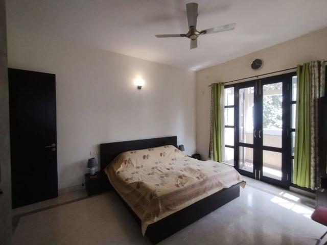 Resale | 3.5 BHK 2415 Sq.Ft. Apartment in Prestige Silve Oak