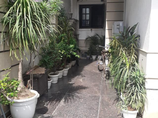 Resale | 3.5 BHK 2450 Sq.Ft. Apartment in Puri Emerald Bay