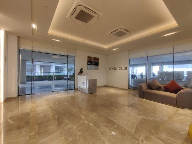 Resale | 3.5 BHK + 2500 Sq.Ft. Apartment in M3M Latitude