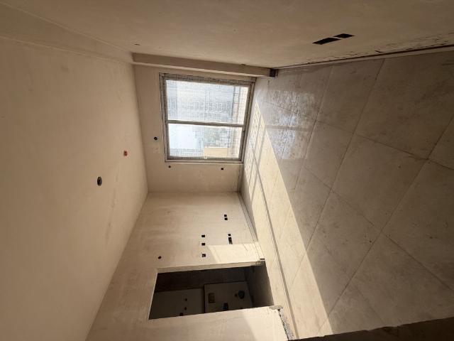 Resale | 3.5 BHK + 2600 Sq.Ft. Apartment in ATS Tourmaline