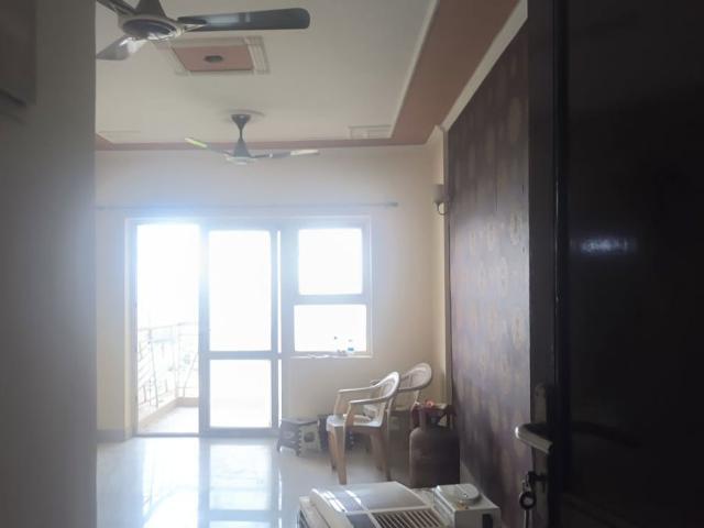 Resale | 3.5 BHK + 275 Sq.Yd. Apartment in BPTP Park 81