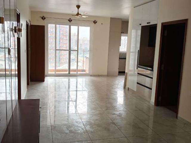 Resale | 3.5 BHK + 3385 Sq.Ft. Apartment in Mantri Blossom