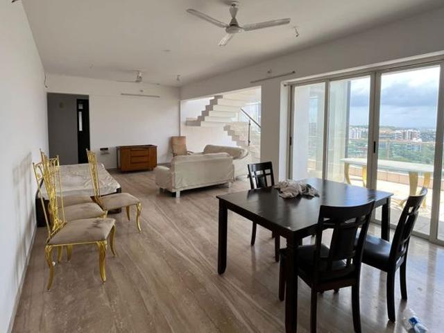 Resale | 3.5 BHK 3500 Sq.Ft. Apartment in Marvel Isola