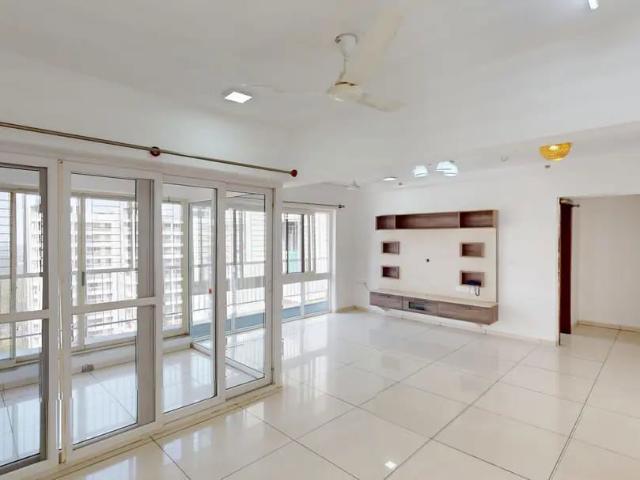 Resale | 3.5 BHK + Extra Room 1890 Sq.Ft. Apartment in Alchemy Urban Forest