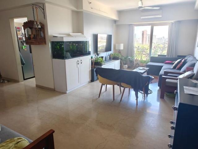 Resale | 3.5 BHK + Extra Room 1255 Sq.Ft. Apartment in Kanakia Paris