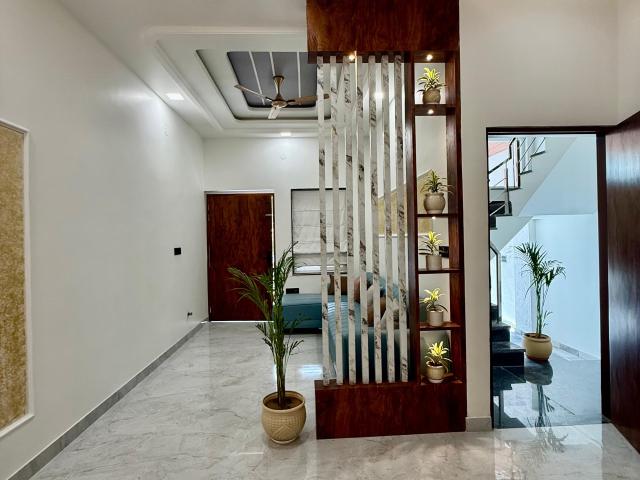 Resale | 3.5 BHK + Extra Room 2500 Sq.Ft. Villa in Jagatpura