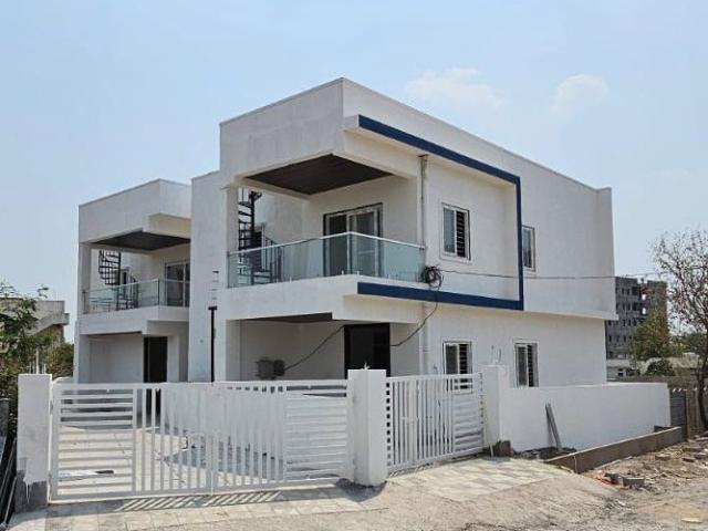 Resale | 3.5 BHK + Extra Room 2200 Sq.Ft. Villa in Shankarpalli