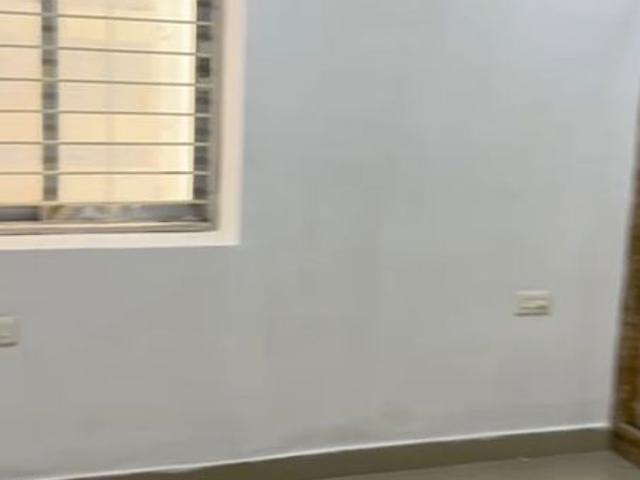 Resale | 3.5 BHK + Pooja Room,Servant Room 1989 Sq.Ft. Apartment in Indiabulls Centrum Hyderabad