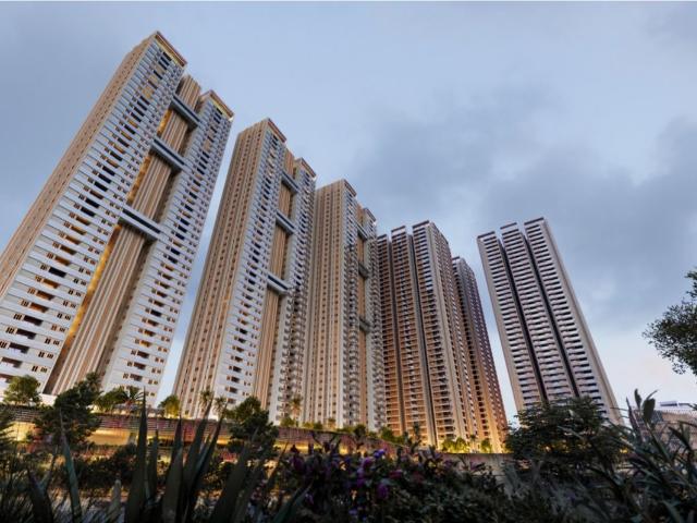 Resale | 3.5 BHK + Pooja Room,Servant Room 3040 Sq.Ft. Apartment in Puppalaguda