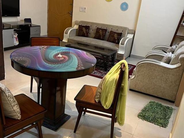Resale | 3.5 BHK + Pooja Room,Servant Room,Extra Room 1530 Sq.Ft. Apartment in Gaurs Cascades