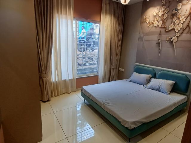 Resale | 3.5 BHK + Pooja Room,Servant Room,Study Room,Extra Room 1900 Sq.Ft. Apartment in We Vardhman Optima Residency