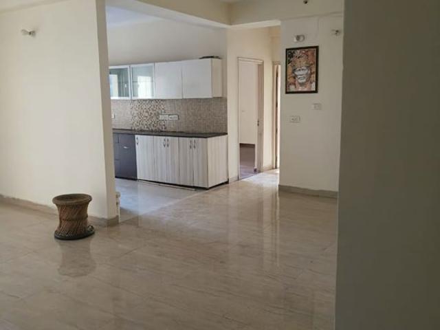 Resale | 3.5 BHK + Pooja Room,Servant Room,Study Room,Extra Room 2050 Sq.Ft. Apartment in Maxblis Grand Kingston