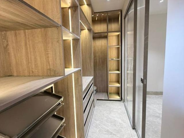 Resale | 3.5 BHK + Pooja Room,Servant Room,Study Room,Extra Room 2250 Sq.Ft. Apartment in DDA EWS Houses