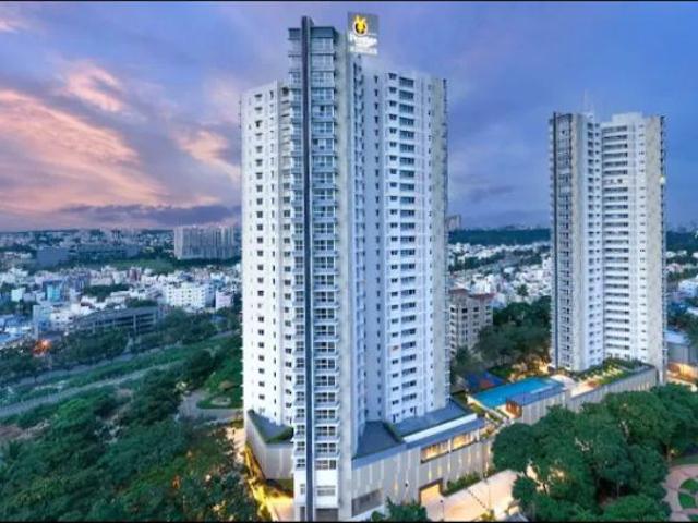 Resale | 3.5 BHK +,Pooja Room,Servant Room,Study Room,Extra Room 2232 Sq.Ft. Apartment in Prestige Fairfield
