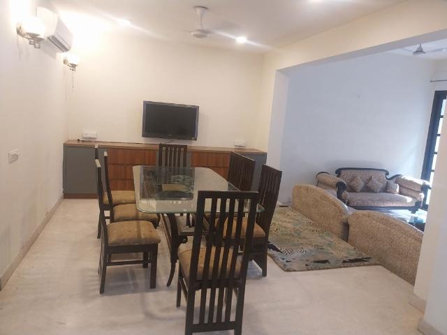 Resale | 3.5 BHK + Pooja Room,Servant Room,Study Room,Extra Room,Basement,Store Room 287 Sq.Yd. Villa in Vipul Tatvam Villas