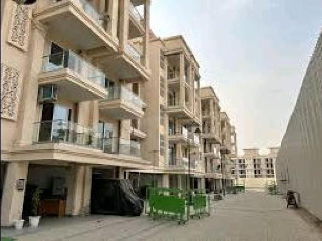 Resale | 3.5 BHK + Pooja Room 1440 Sq.Ft. Independent House in Signature Global City