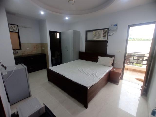 Resale | 3.5 BHK + Pooja Room 1875 Sq.Ft. Apartment in JMD Gardens