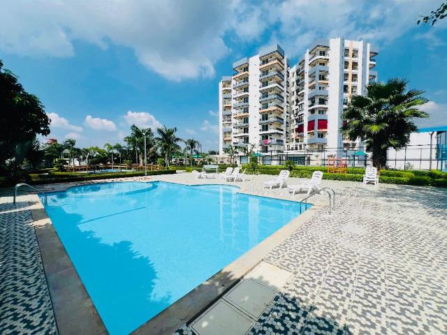 Resale | 3.5 BHK + Pooja Room 1917 Sq.Ft. Apartment in Ratan Galaxy