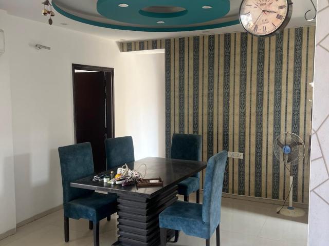 Resale | 3.5 BHK + Pooja Room 1950 Sq.Ft. Apartment in Shree Vardhman Victoria
