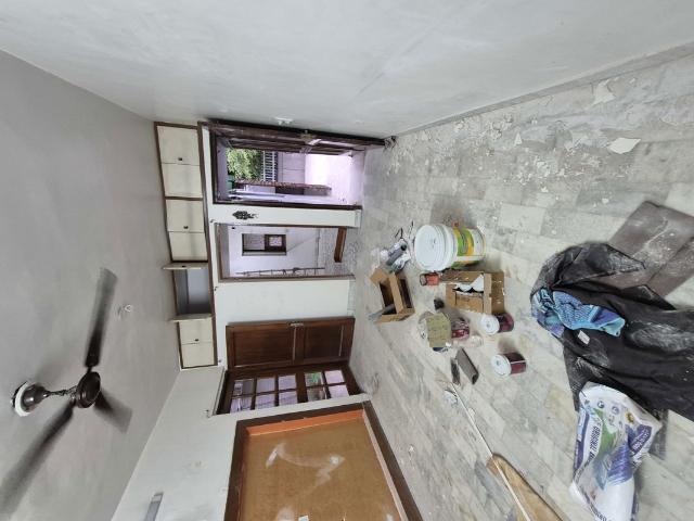 Resale | 3.5 BHK + Pooja Room 1050 Sq.Ft. Apartment in Mayur Vihar