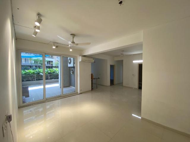Resale | 3.5 BHK + Pooja Room 2625 Sq.Ft. Apartment in Tata Primanti Tower Residences