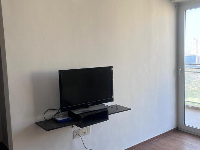 Resale | 3.5 BHK + Pooja Room 2000 Sq.Ft. Apartment in Capital Heights
