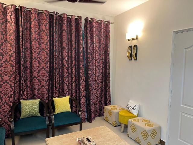Resale | 3.5 BHK + Pooja Room 2000 Sq.Ft. Apartment in Smart World One DXP