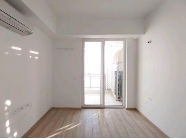 Resale | 3.5 BHK + Pooja Room 2103 Sq.Ft. Apartment in DLF The Ultima