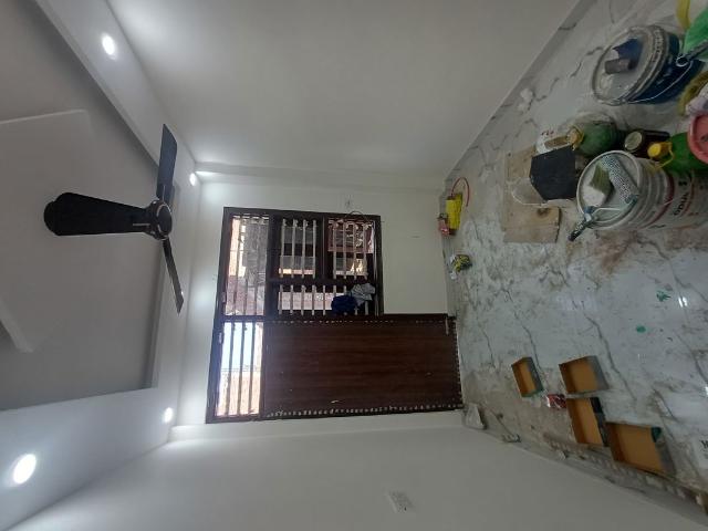 Resale | 3.5 BHK + Pooja Room 50 Sq.Yd. Independent House in Palla