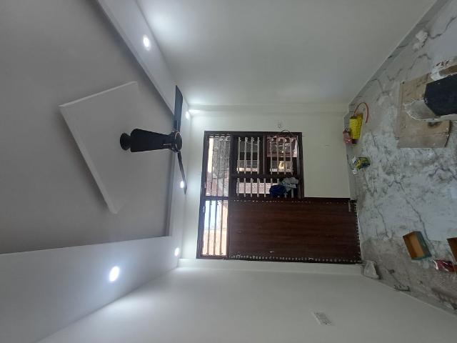 Resale | 3.5 BHK + Pooja Room 50 Sq.Yd. Independent House in Palla